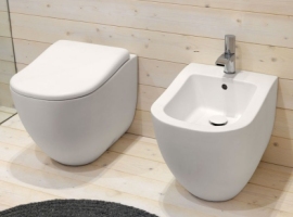 Toaleta WC ceramiczna biała Fluid  ceramika cielo